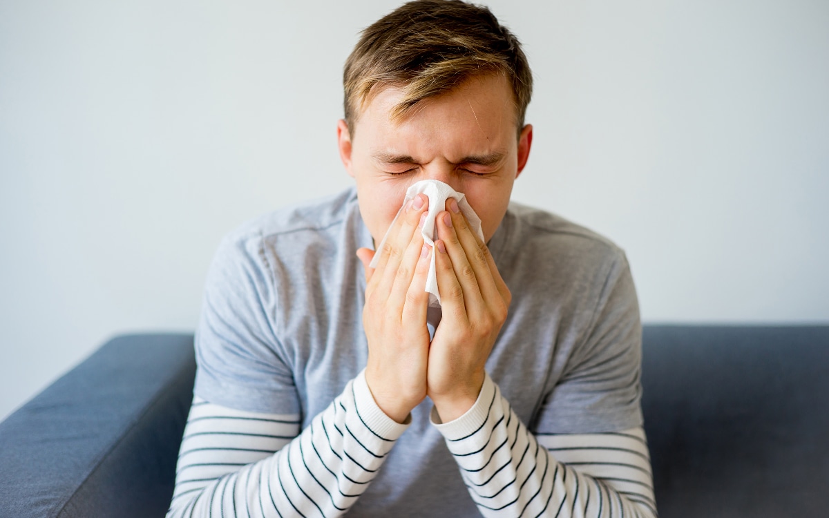 Raffreddore: Cause, sintomi e rimedi efficaci per il sollievo immediato