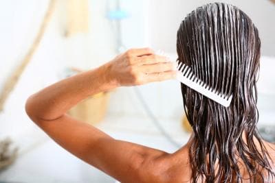 Maschera per capelli fai da te: come scegliere quella giusta