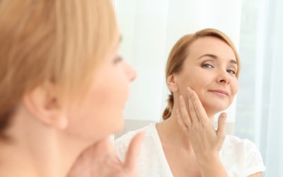  Crema Viso Anti Età: Scopri i Migliori Ingredienti per una Pelle Giovane e Radiosa