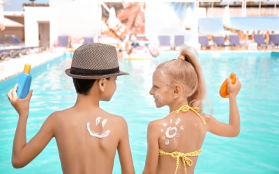 Creme Solari per Bambini da 0 a 5 anni: Guida all'utilizzo e all'importanza della protezione solare