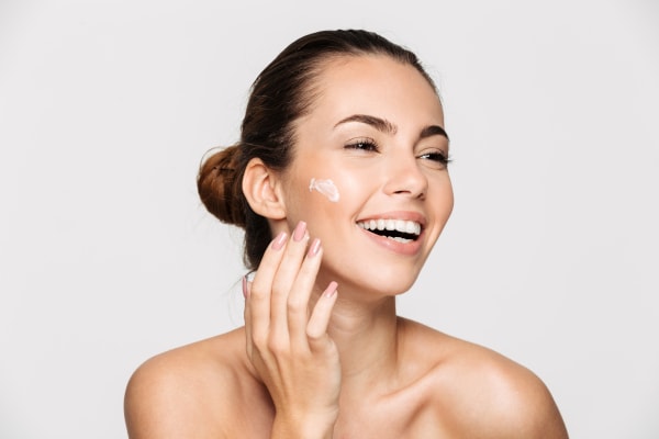 Come applicare la crema idratante